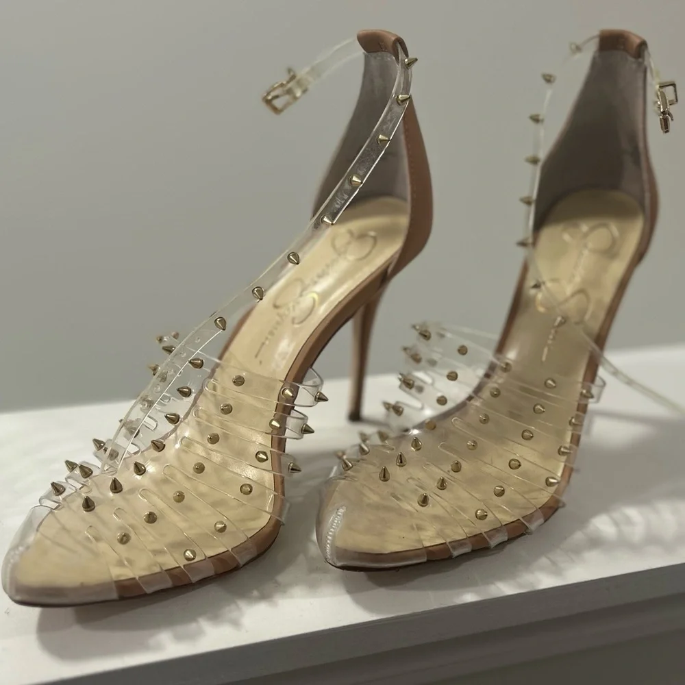 Jessica Simpson Westah Studded Pump EUC Size 8